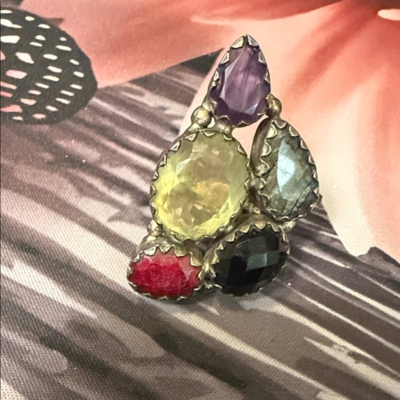 Multi-Stone Silver Ring- size 7 - Picture 2 of 5